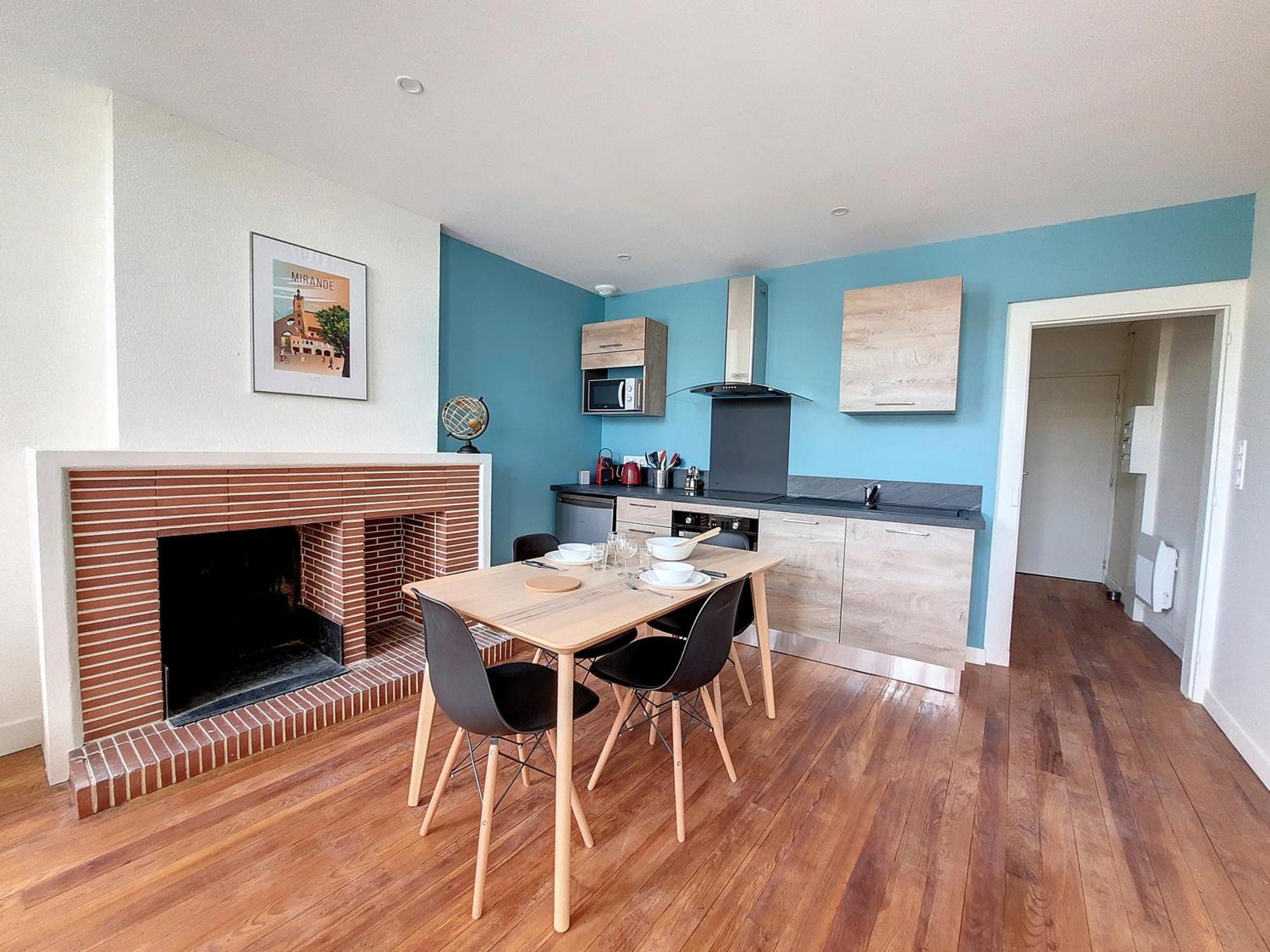 Le Carilloun Apartment Mirande  Bagian luar foto